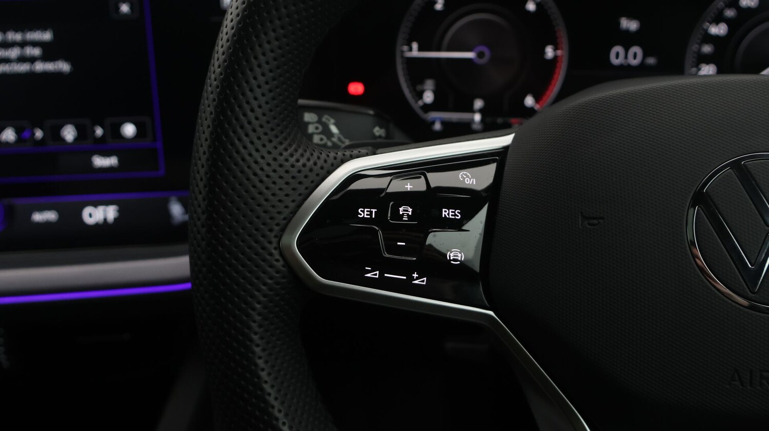 Used Volkswagen Touareg 2023 for sale - 77247518: Photo 24