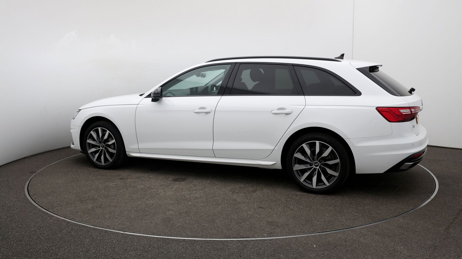 Used Audi A4 Avant for sale - 76809764: Photo 40