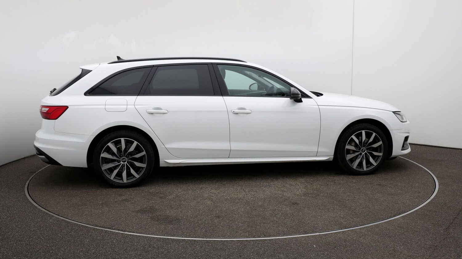 Used Audi A4 Avant for sale - 76809764: Photo 43