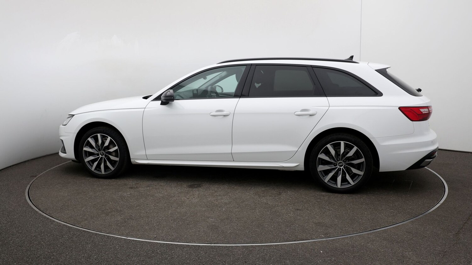 Used Audi A4 Avant for sale - 76809764: Photo 51