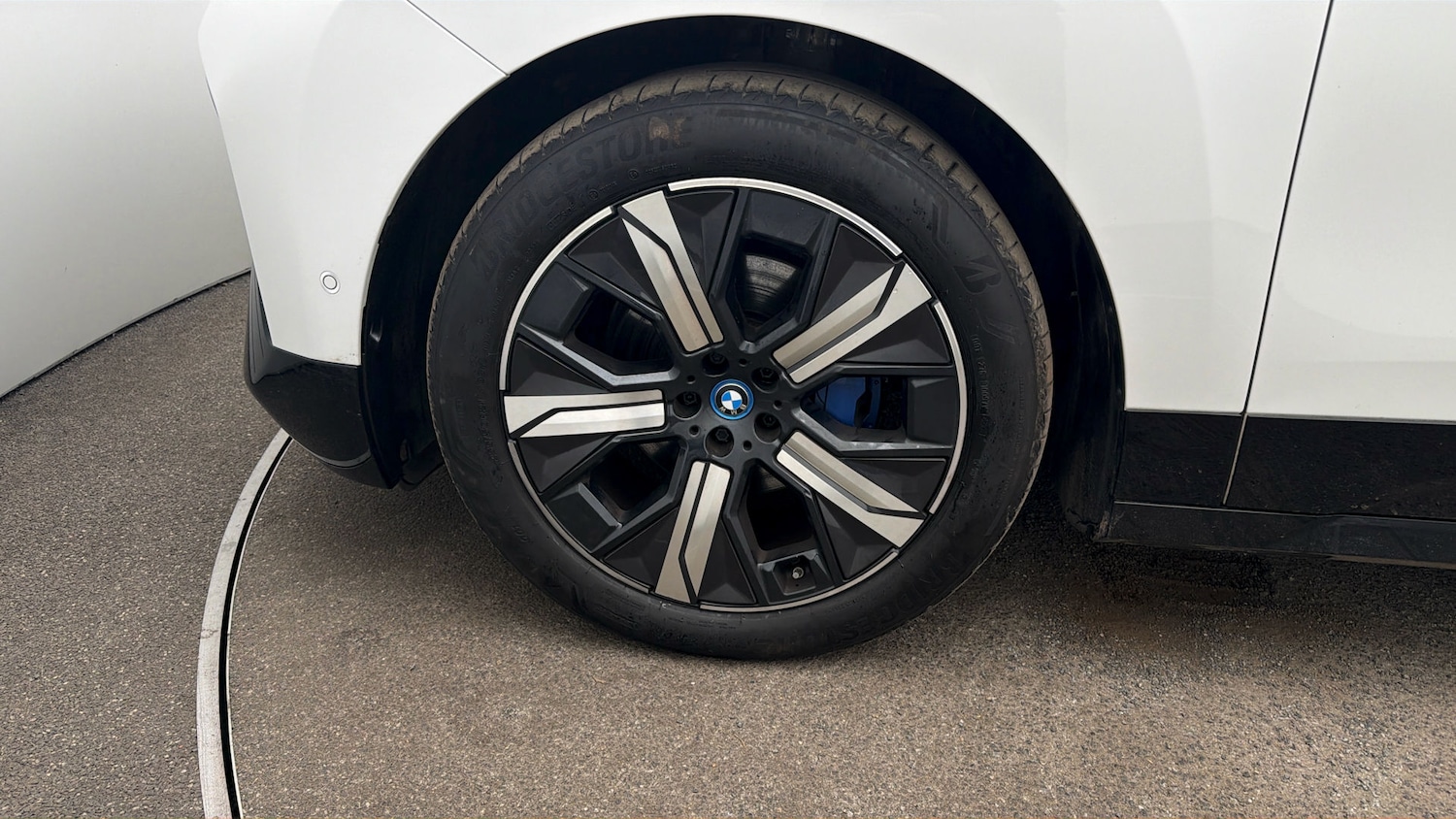 Used BMW iX 2022 for sale - 77834280: Photo 17