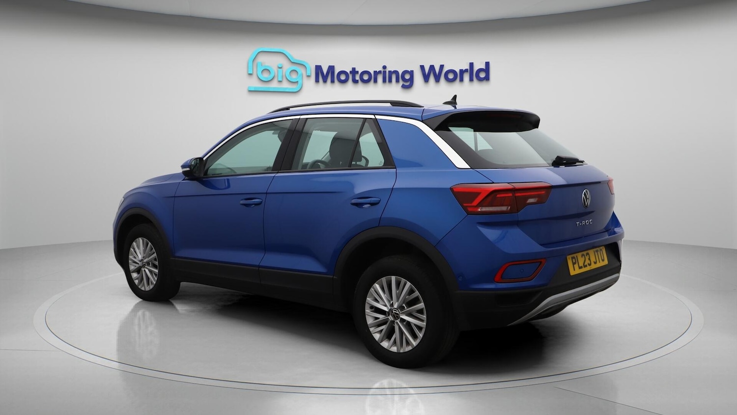 Used Volkswagen T-Roc 2023 for sale - 76658965: Photo 6