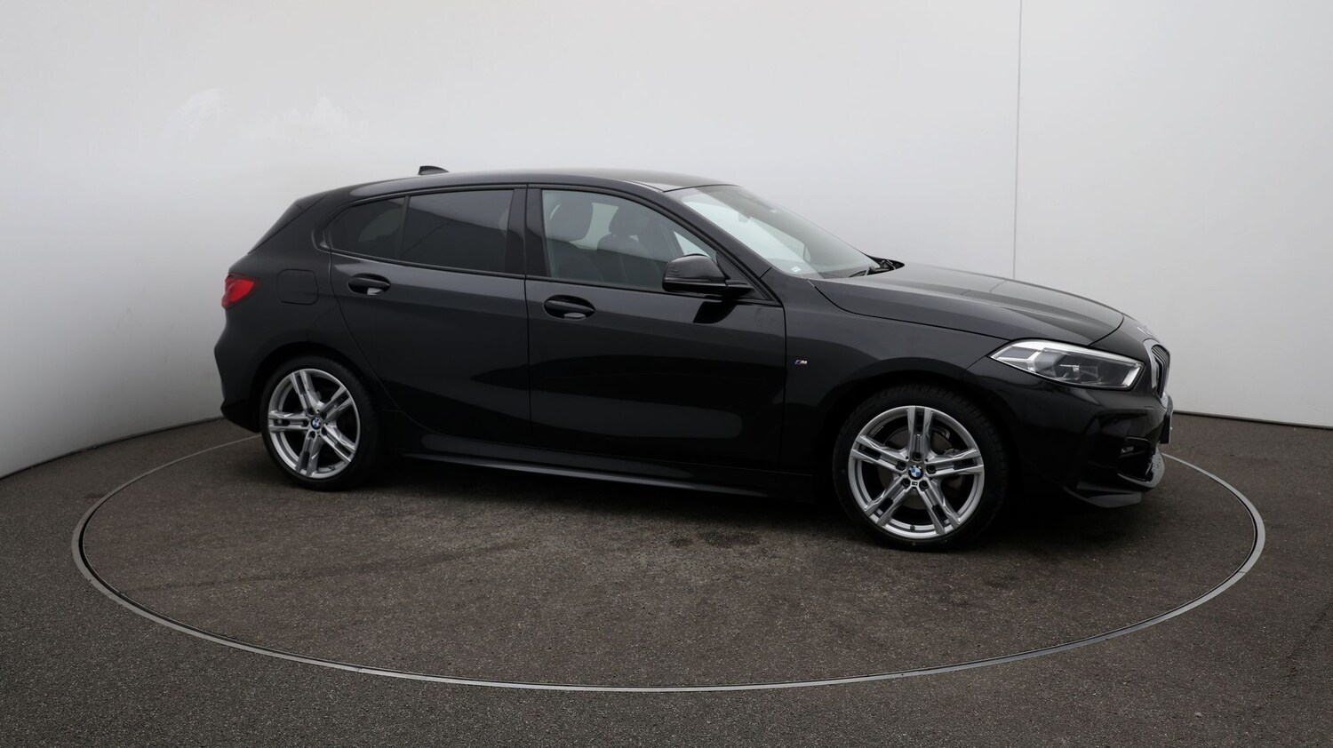 Used BMW 1 Series 2024 for sale - 76809513: Photo 39