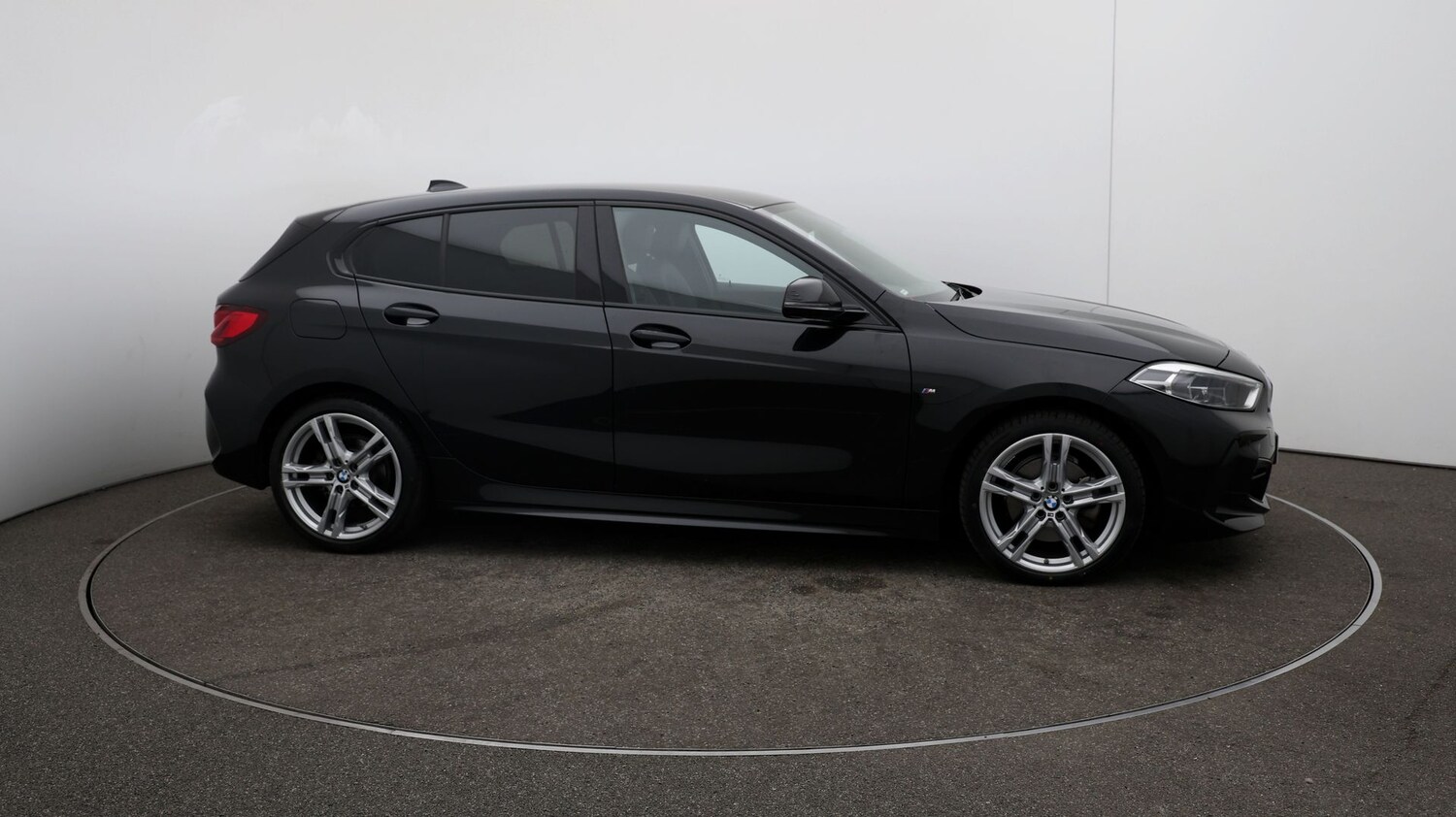 Used BMW 1 Series 2024 for sale - 76809513: Photo 41