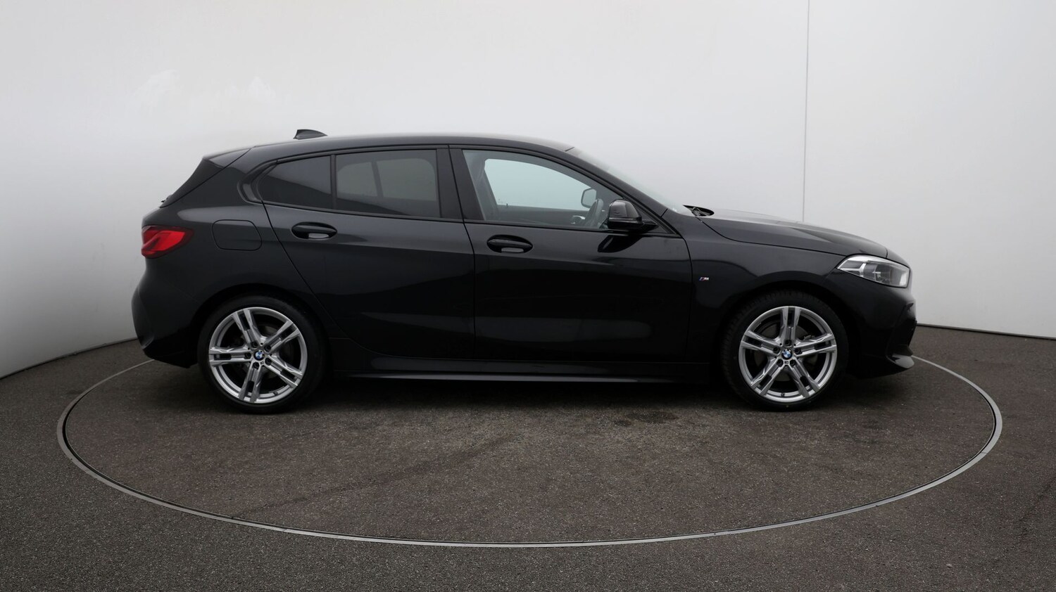 Used BMW 1 Series 2024 for sale - 76809513: Photo 42