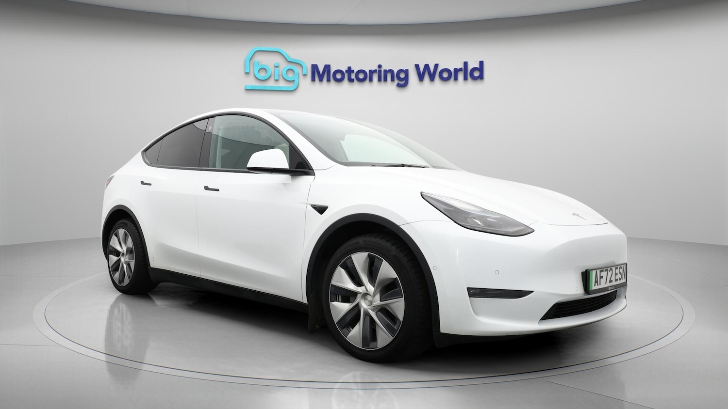 Used Tesla Model Y 2022 for sale - 76715337: Photo 2