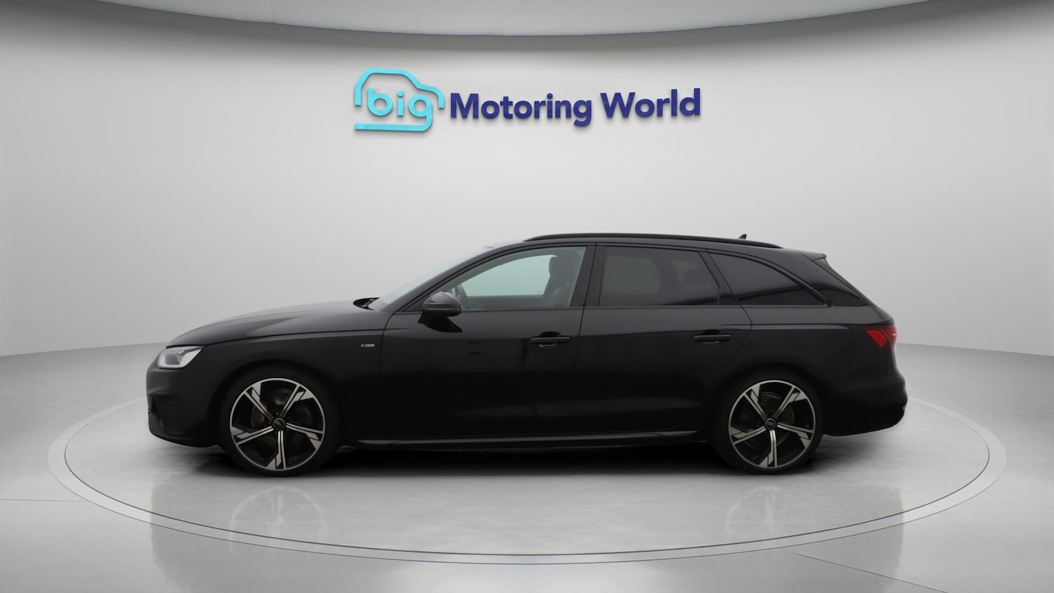Used Audi A4 Avant 2023 for sale - 76032160: Photo 5