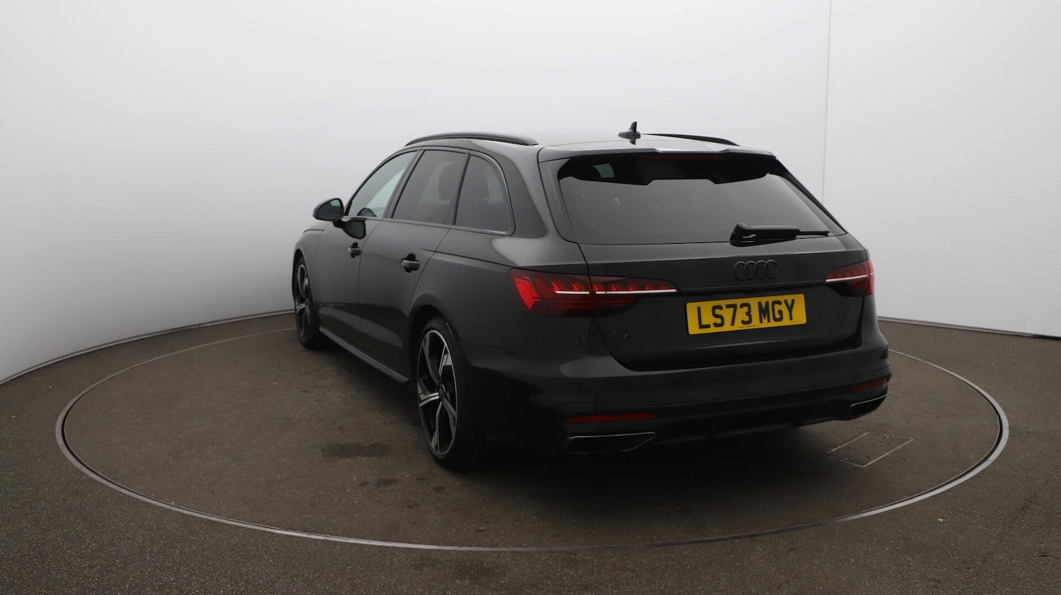 Used Audi A4 Avant 2023 for sale - 76032160: Photo 61