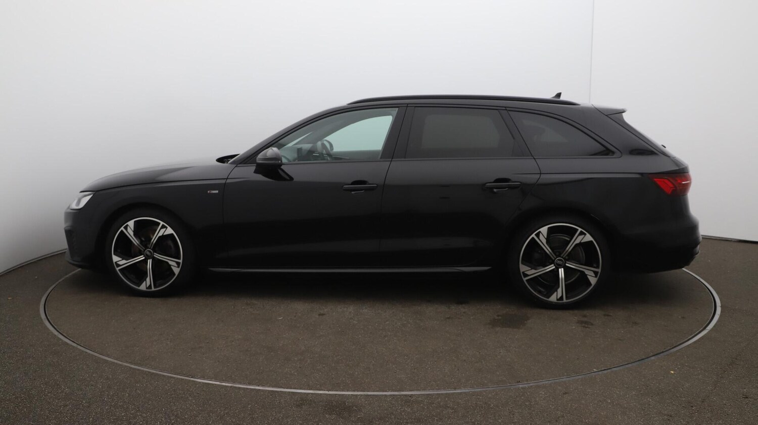 Used Audi A4 Avant 2023 for sale - 76032160: Photo 64