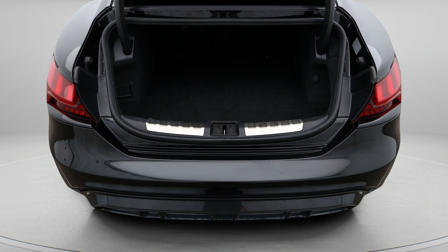 Used Audi e-tron GT 2023 for sale - 77438006: Photo 17