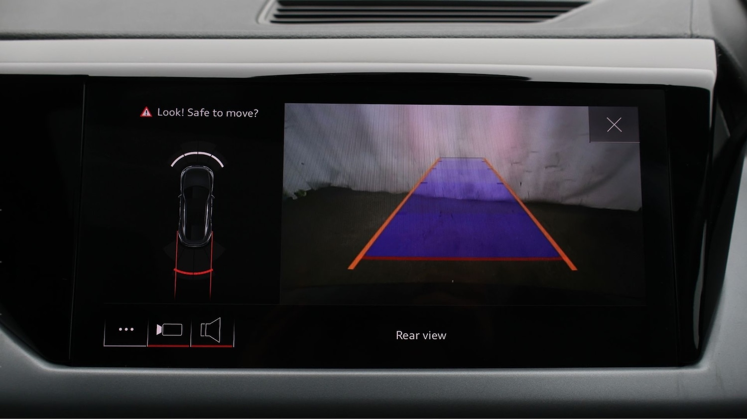 Used Audi e-tron GT 2023 for sale - 77438006: Photo 24