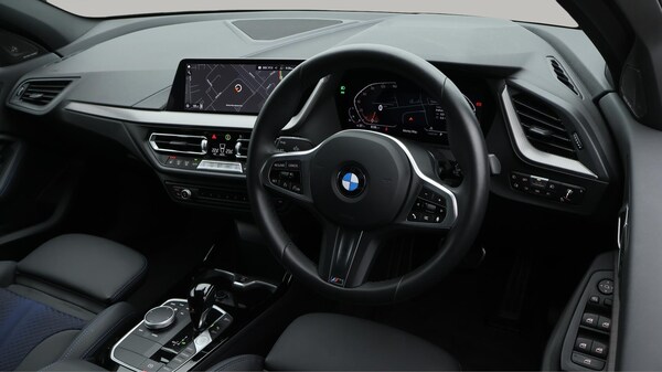 Used BMW 1 Series 2024 for sale - 76152141: Photo 10