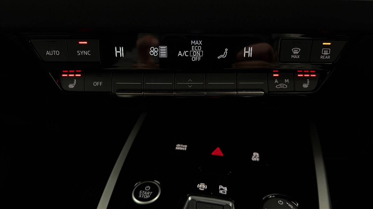 Used Audi Q4 e-tron 2023 for sale - 78207245: Photo 11