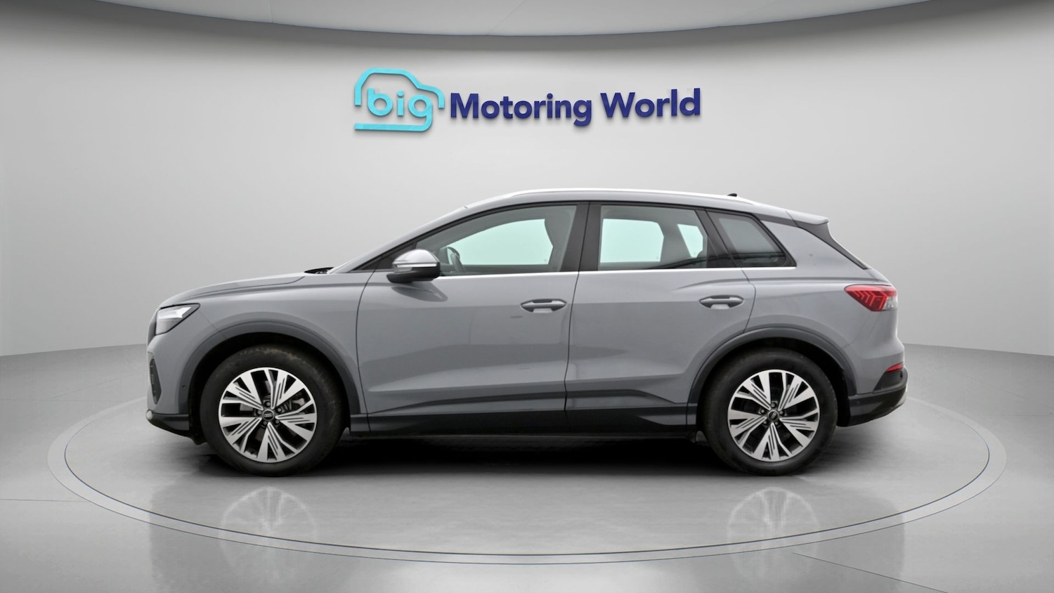 Used Audi Q4 e-tron 2023 for sale - 78207245: Photo 4