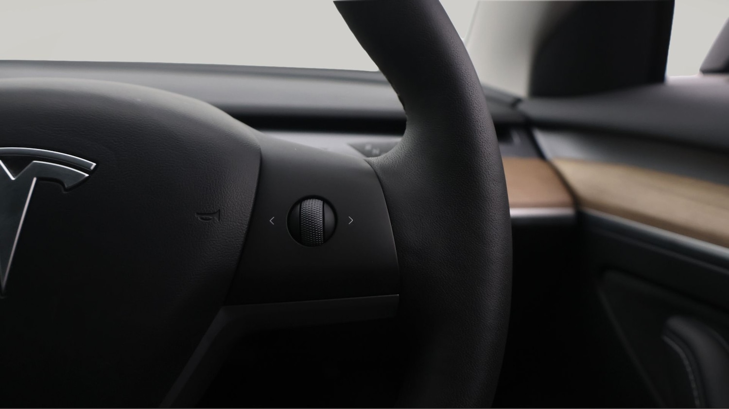 Used Tesla Model 3 2021 for sale - 77804045: Photo 23