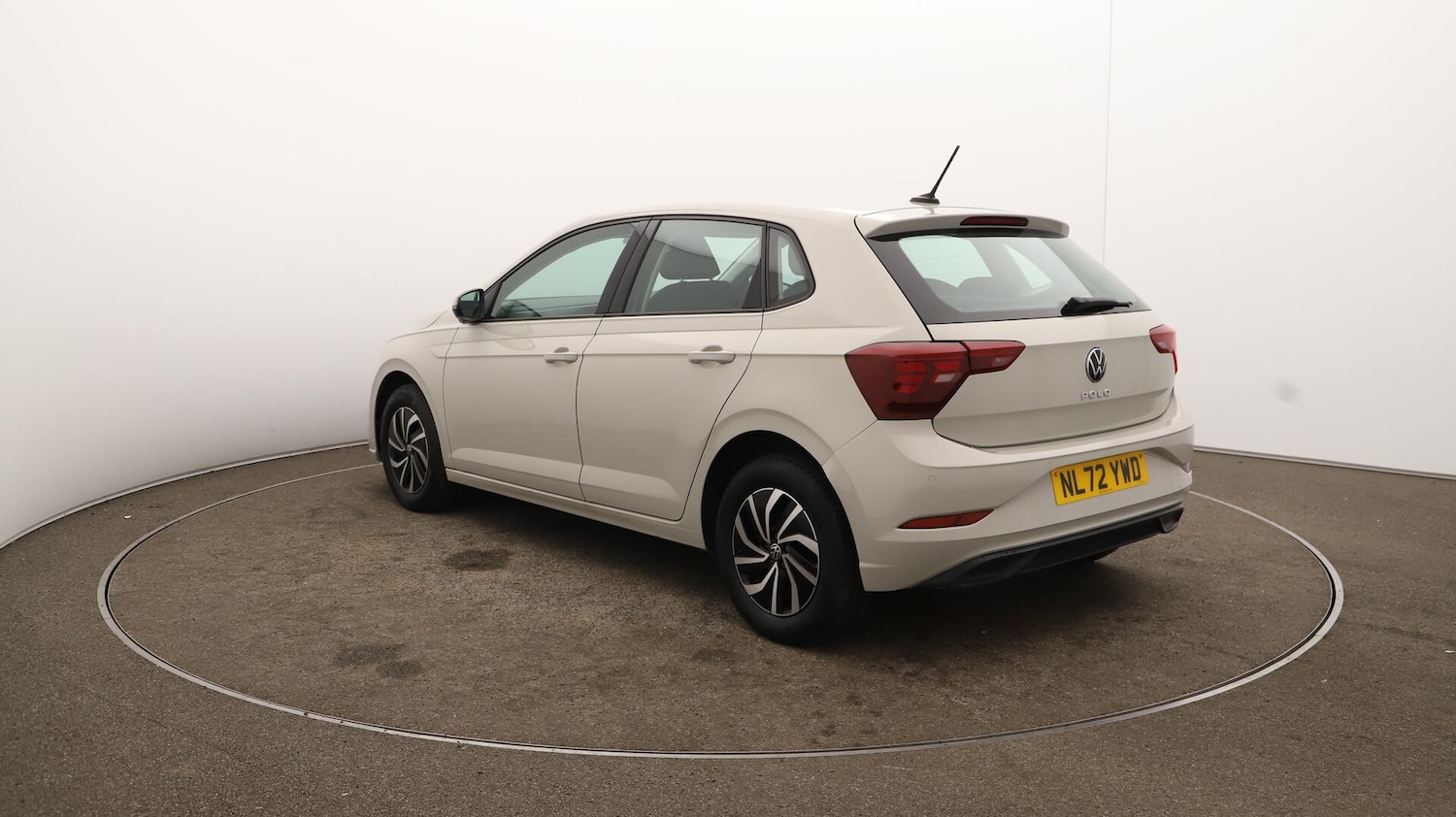 Used Volkswagen Polo 2022 for sale - 76538004: Photo 64