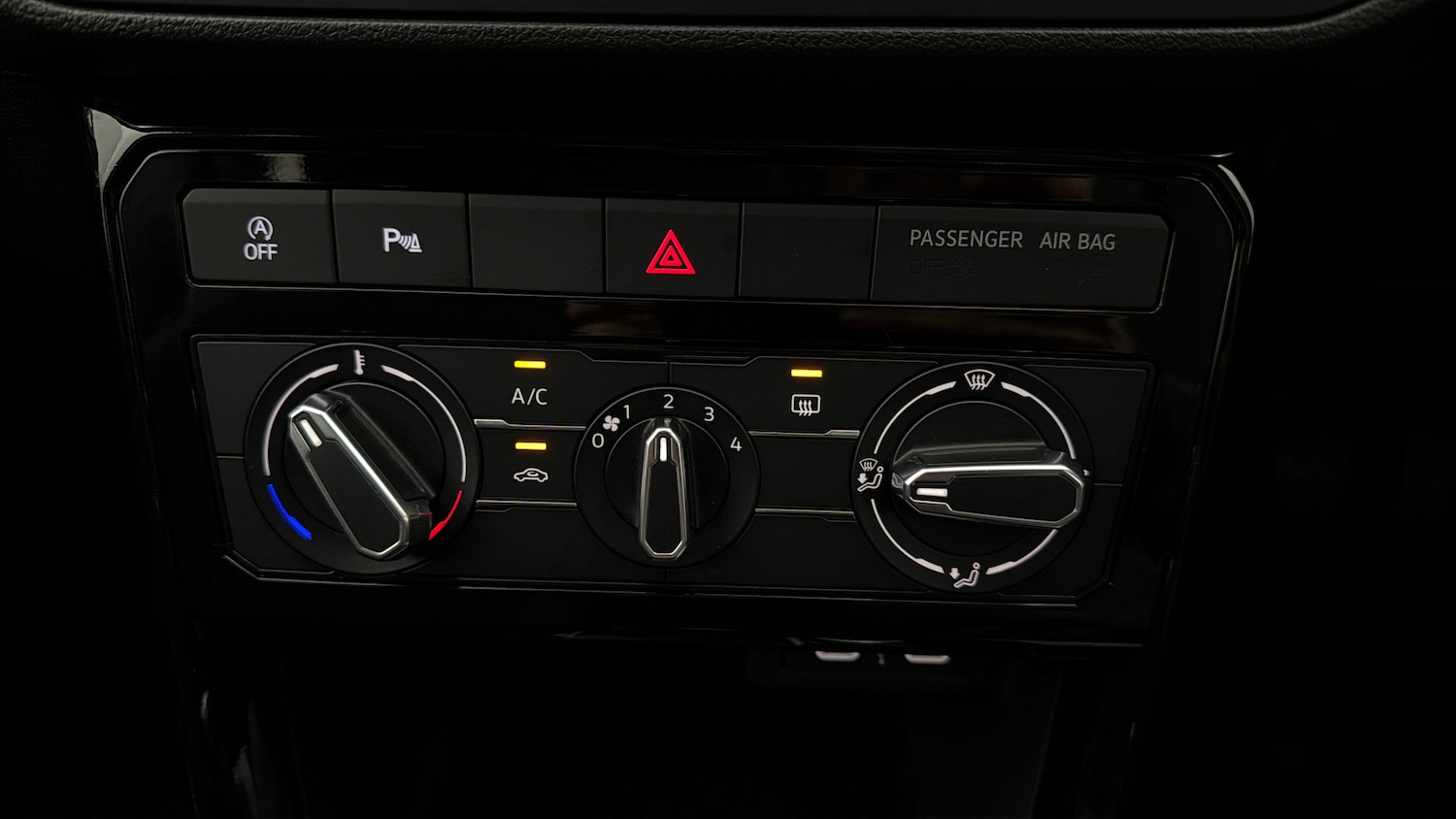 Used Volkswagen T-Cross 2023 for sale - 78011822: Photo 11