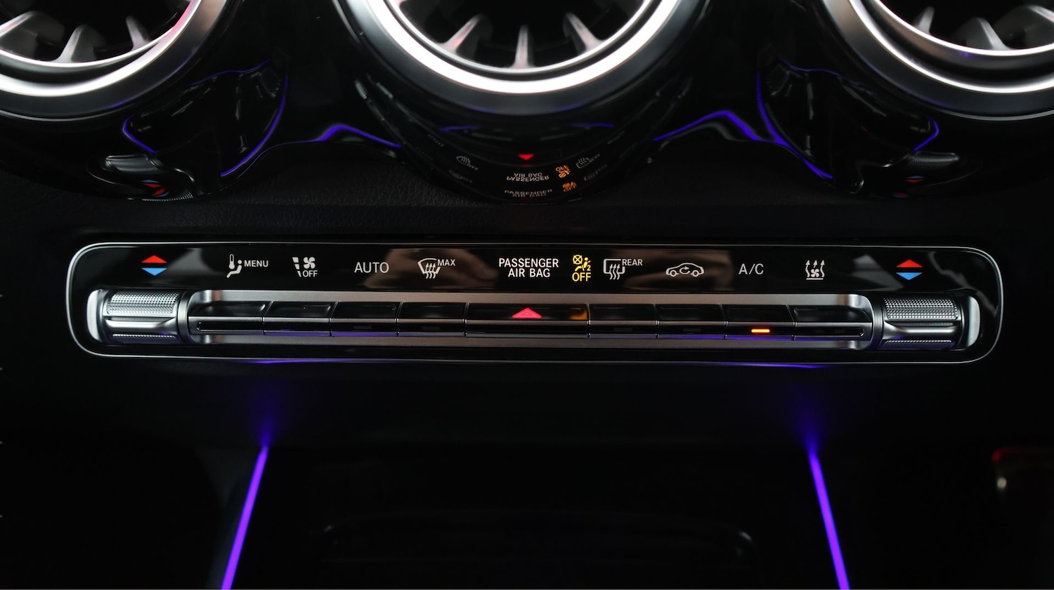 Used Mercedes-Benz EQB 2023 for sale - 77618685: Photo 12