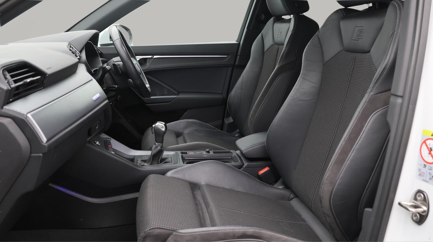 Used Audi Q3 2019 for sale - 76562193: Photo 15