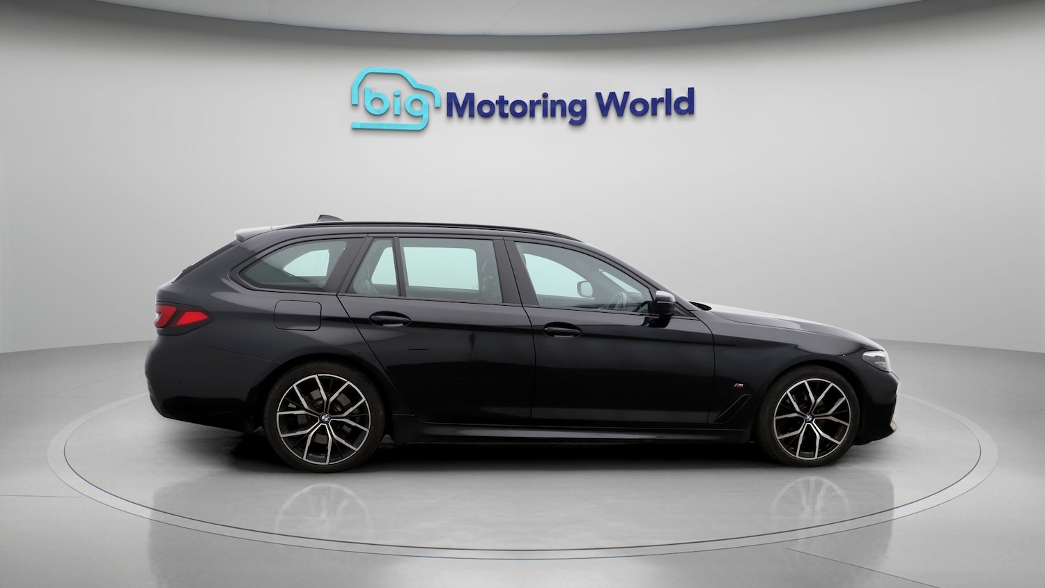 Used BMW 5 Series 2022 for sale - 77650397: Photo 8