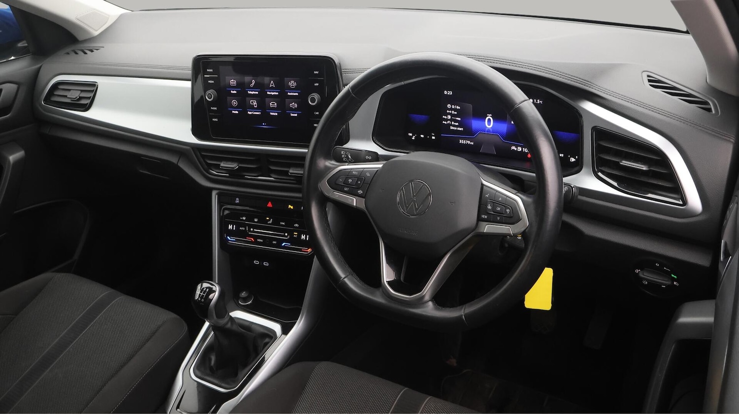 Used Volkswagen T-Roc 2023 for sale - 76765955: Photo 10