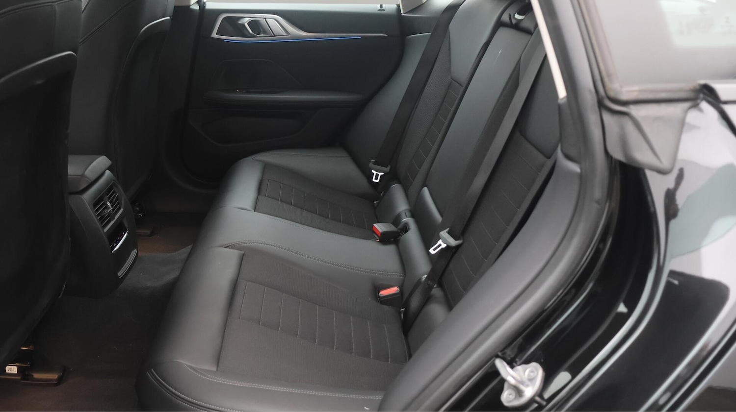 Used BMW i4 2022 for sale - 76398972: Photo 17