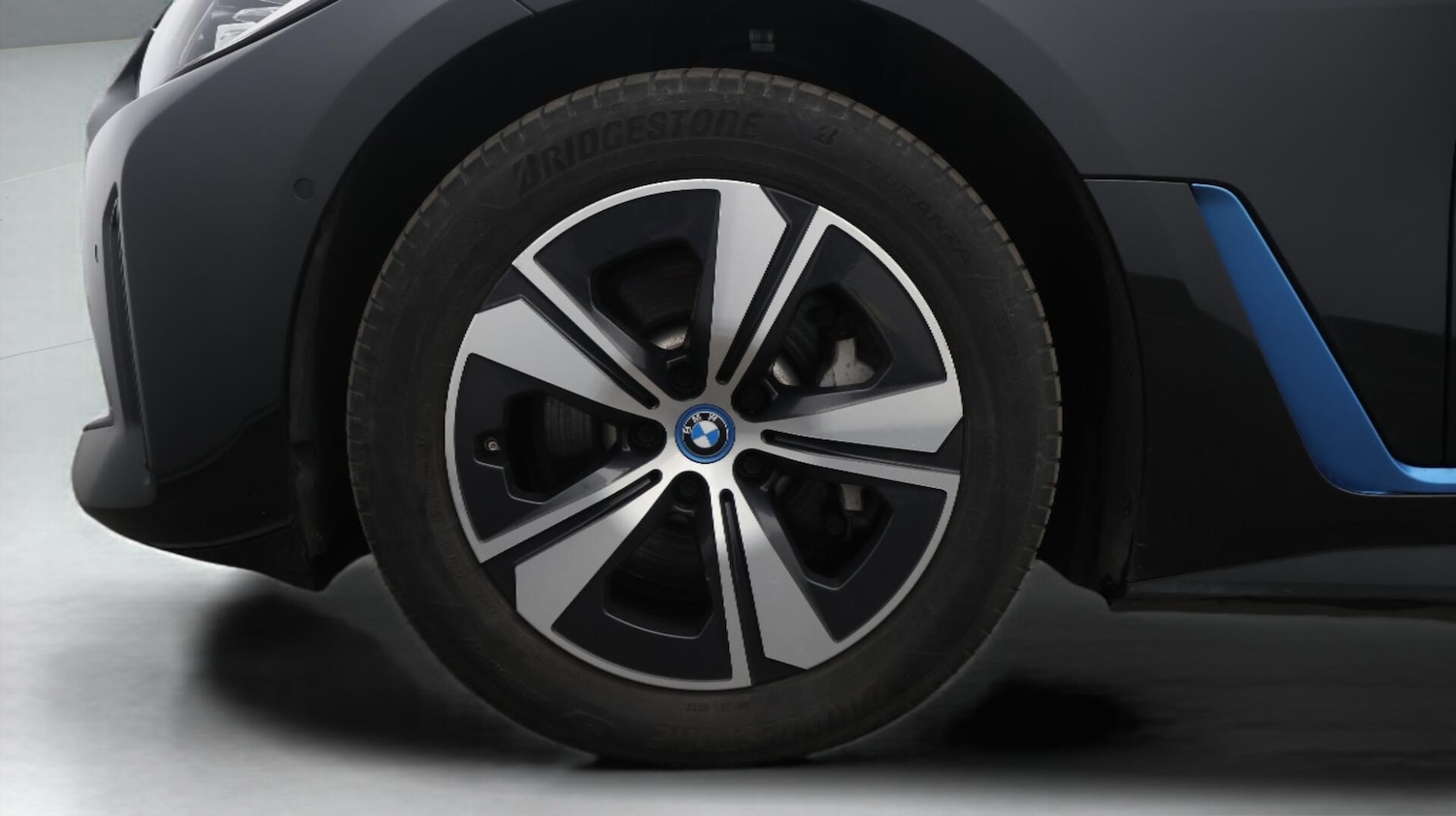 Used BMW i4 2022 for sale - 76398972: Photo 19