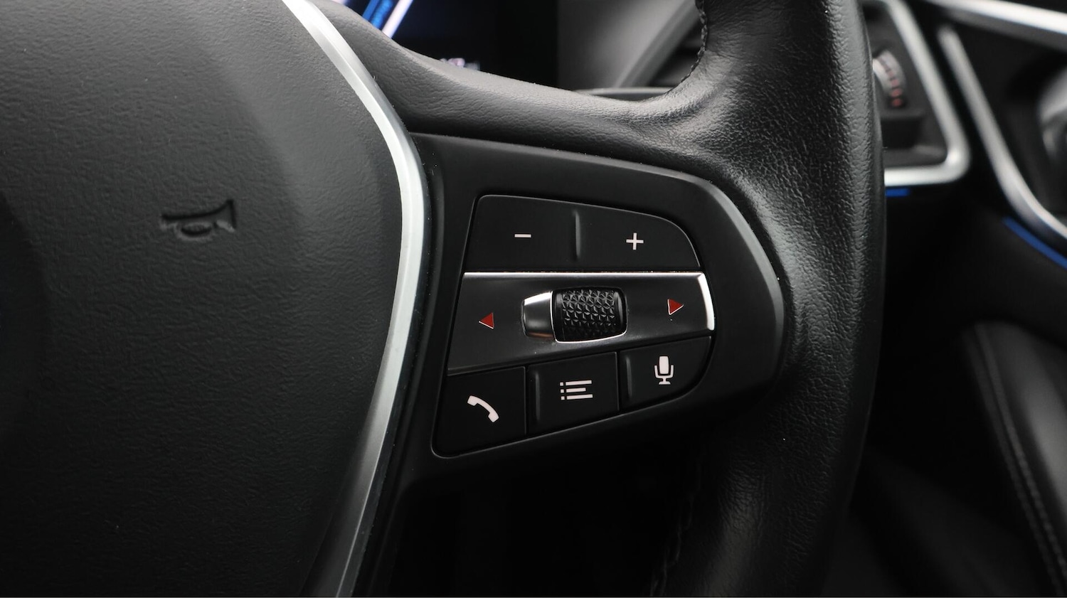 Used BMW i4 2022 for sale - 76398972: Photo 25