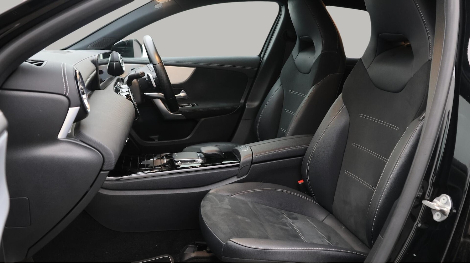 Used Mercedes-Benz A-Class 2022 for sale - 76432931: Photo 15