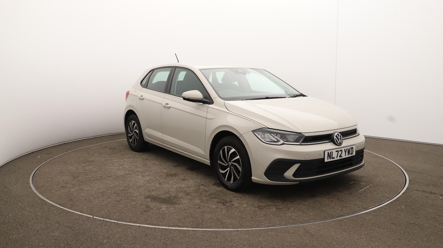 Used Volkswagen Polo for sale - 76472232: Photo 45