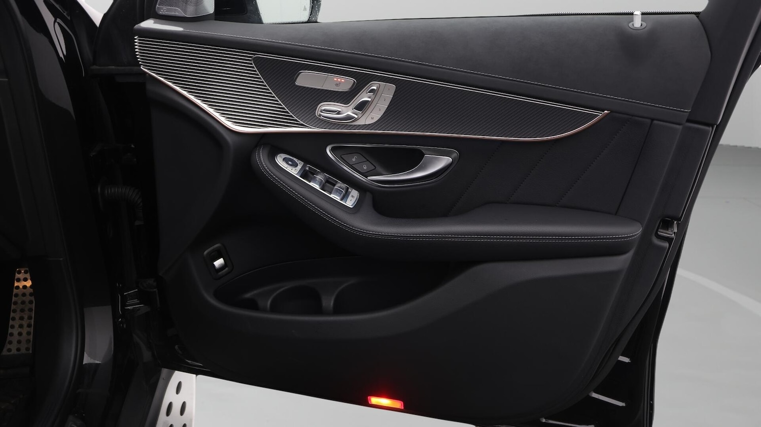 Used Mercedes-Benz EQC 2021 for sale - 76381290: Photo 15