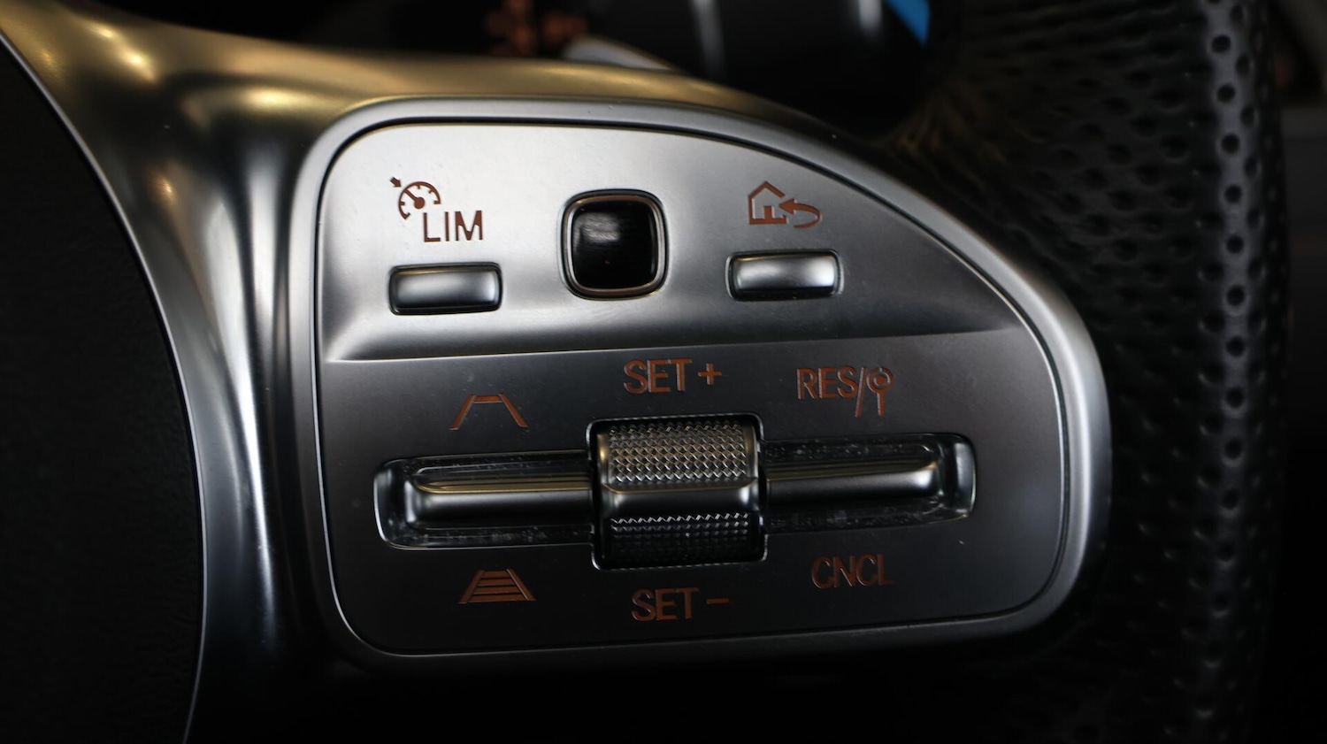 Used Mercedes-Benz EQC 2021 for sale - 76381290: Photo 26