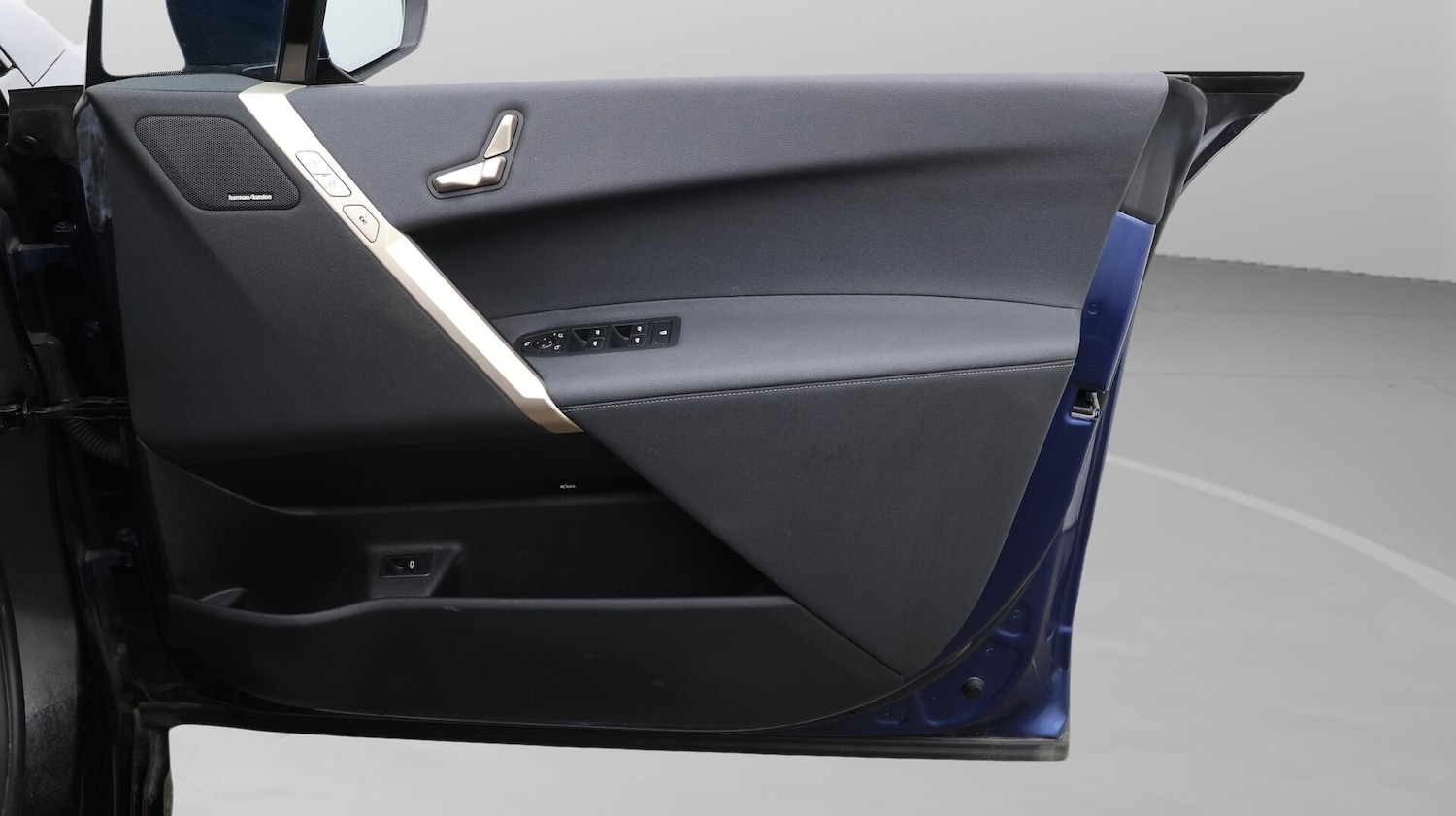 Used BMW iX 2022 for sale - 76485652: Photo 16