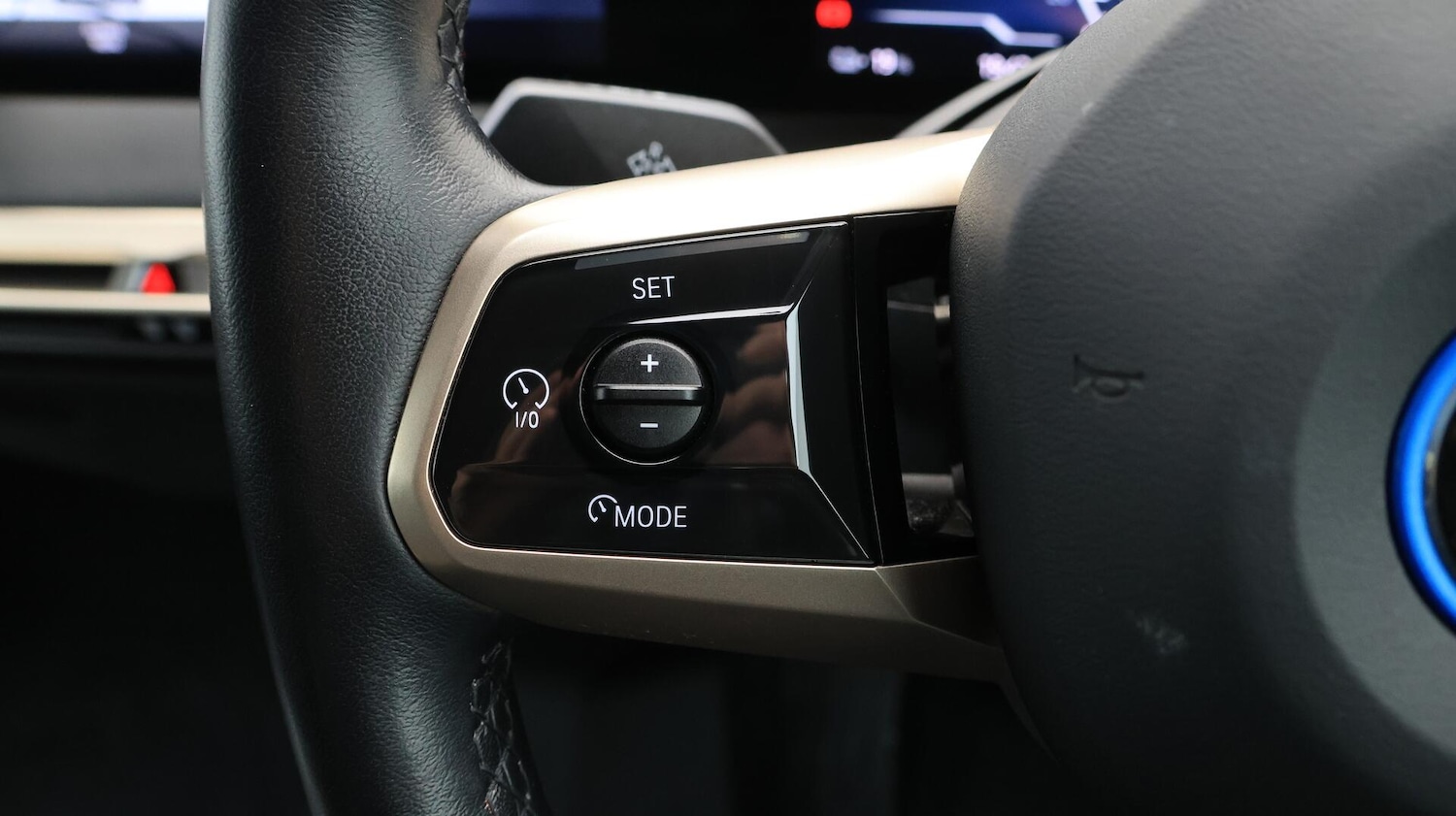 Used BMW iX 2022 for sale - 76485652: Photo 24