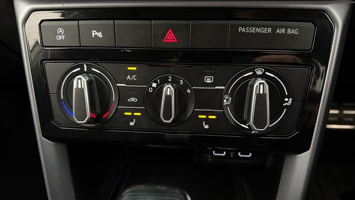 Used Volkswagen T-Cross 2021 for sale - 77973838: Photo 11