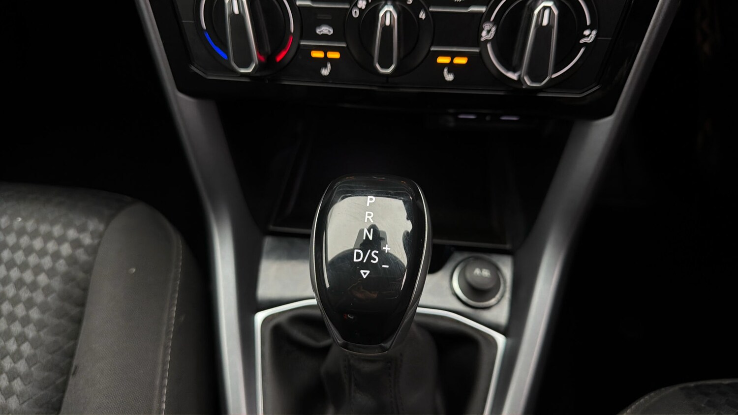 Used Volkswagen T-Cross 2021 for sale - 77973838: Photo 25