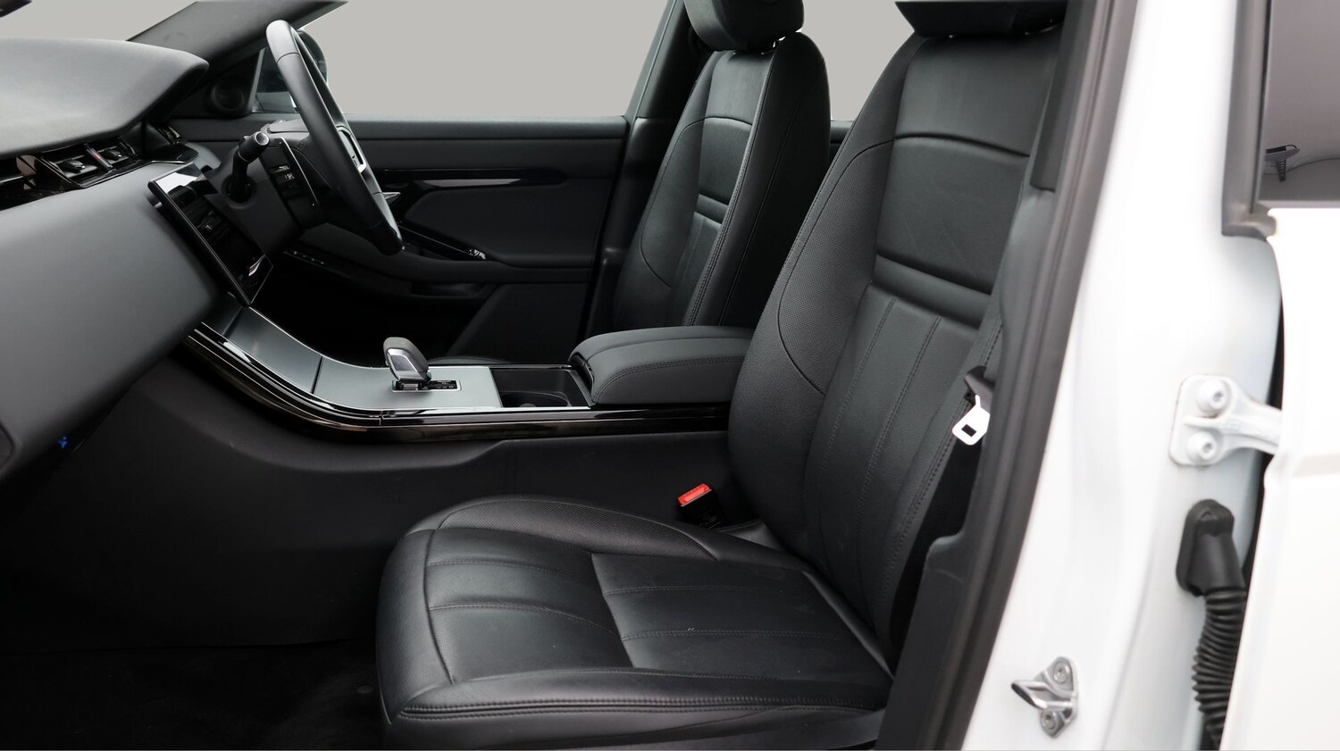 Used Land Rover Range Rover Evoque 2023 for sale - 77900907: Photo 14