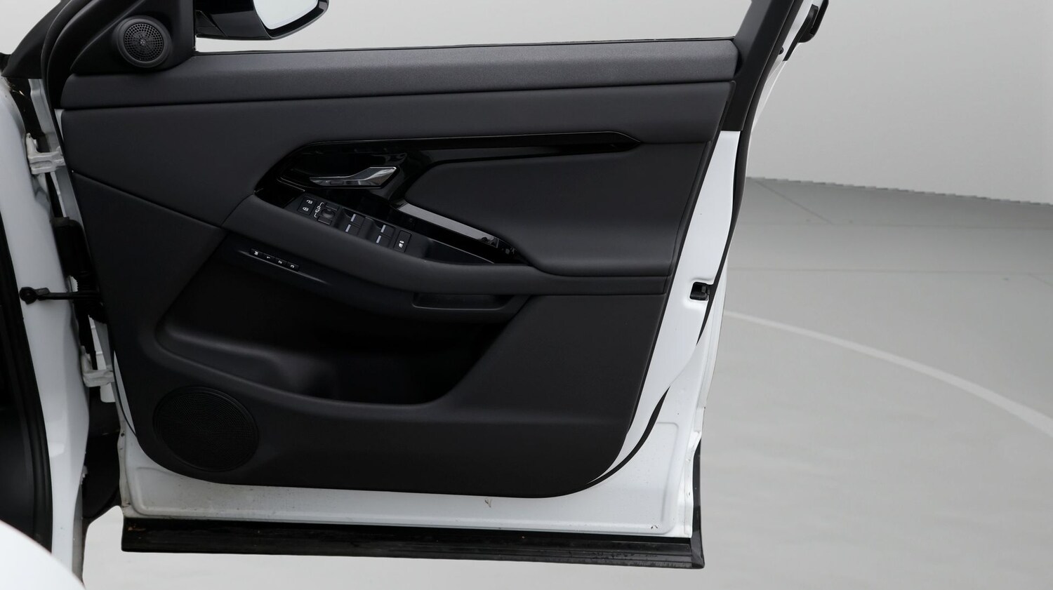 Used Land Rover Range Rover Evoque 2023 for sale - 77900907: Photo 15