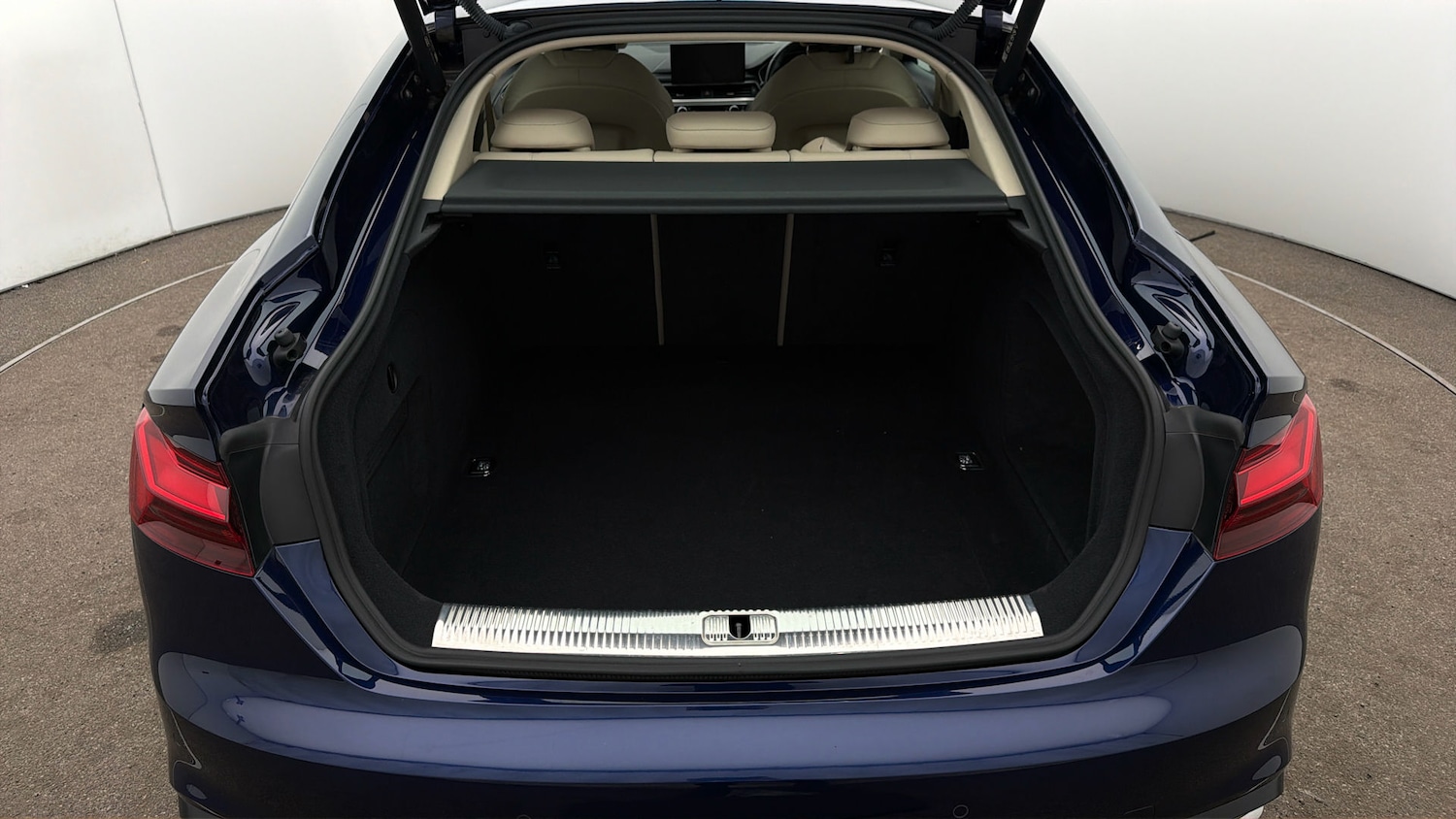 Used Audi A5 2022 for sale - 77946912: Photo 16