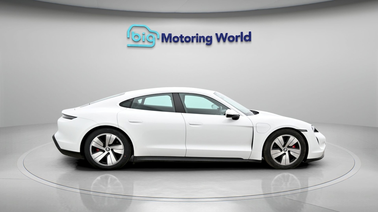 Used Porsche Taycan 2022 for sale - 78080456: Photo 8