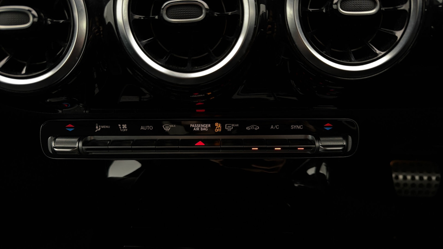 Used Mercedes-Benz CLA 2022 for sale - 78183130: Photo 11