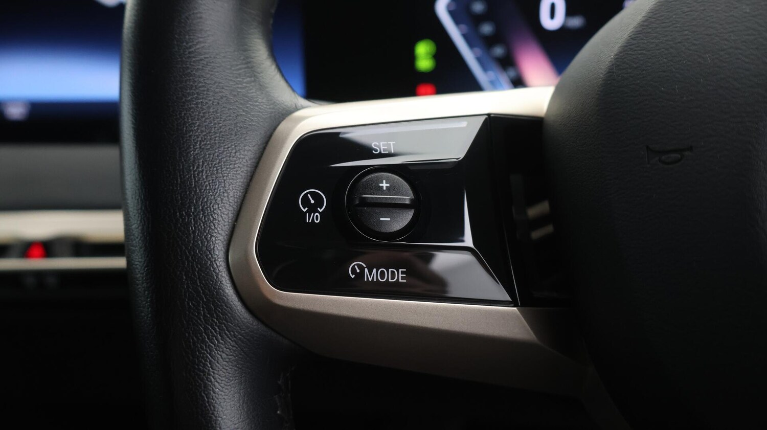 Used BMW iX 2022 for sale - 76584415: Photo 25