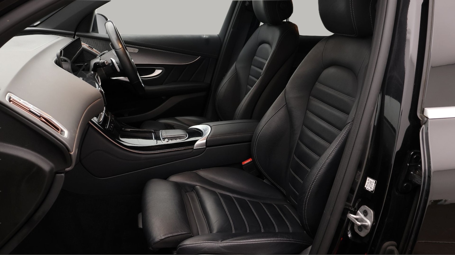 Used Mercedes-Benz EQC 2022 for sale - 77640902: Photo 14