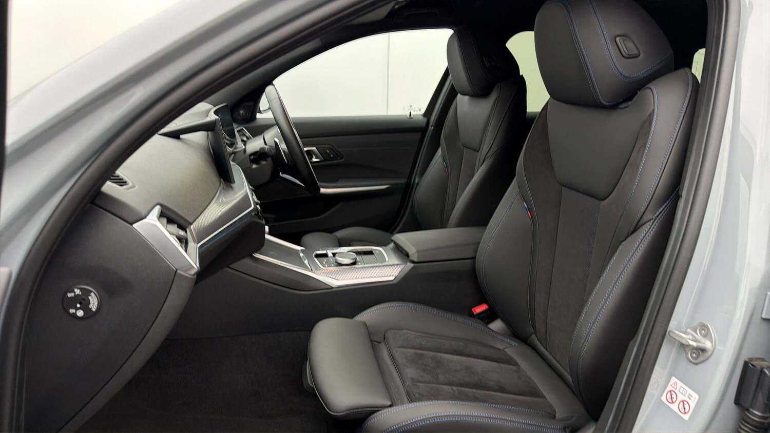 Used BMW 3 Series 2024 for sale - 77802189: Photo 13