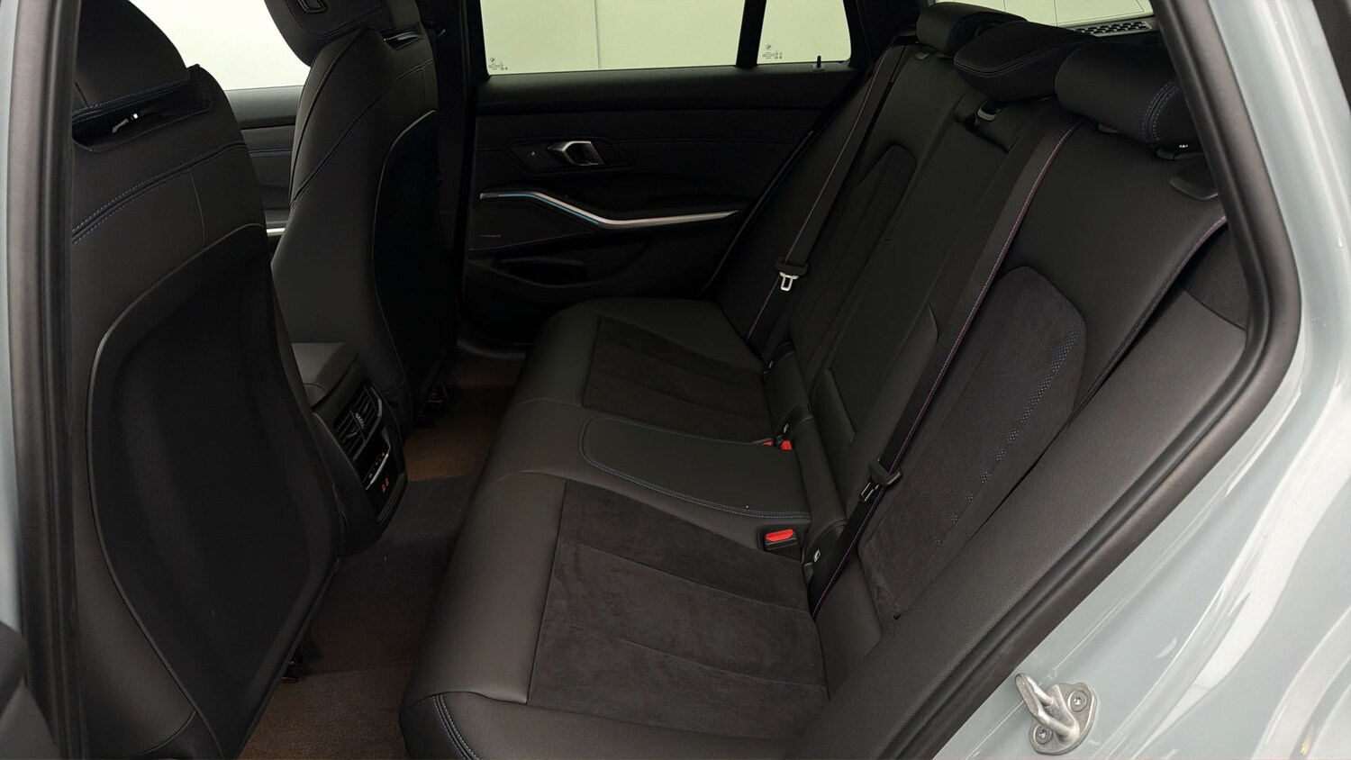 Used BMW 3 Series 2024 for sale - 77802189: Photo 15