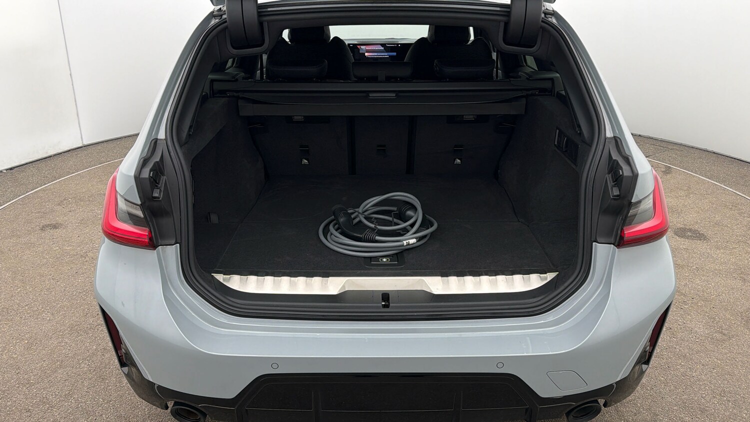 Used BMW 3 Series 2024 for sale - 77802189: Photo 16