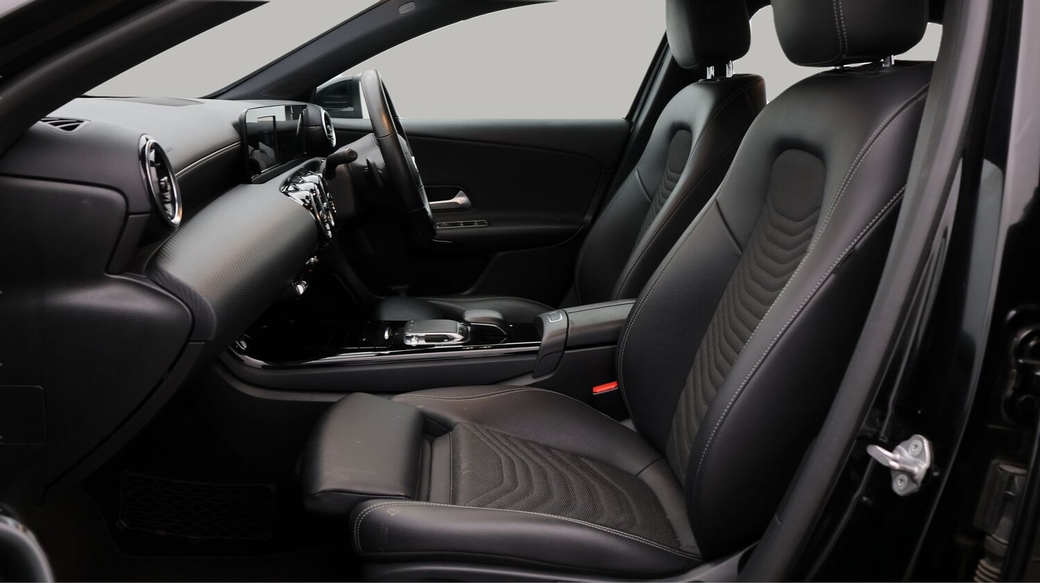 Used Mercedes-Benz A-Class for sale - 77864648: Photo 14