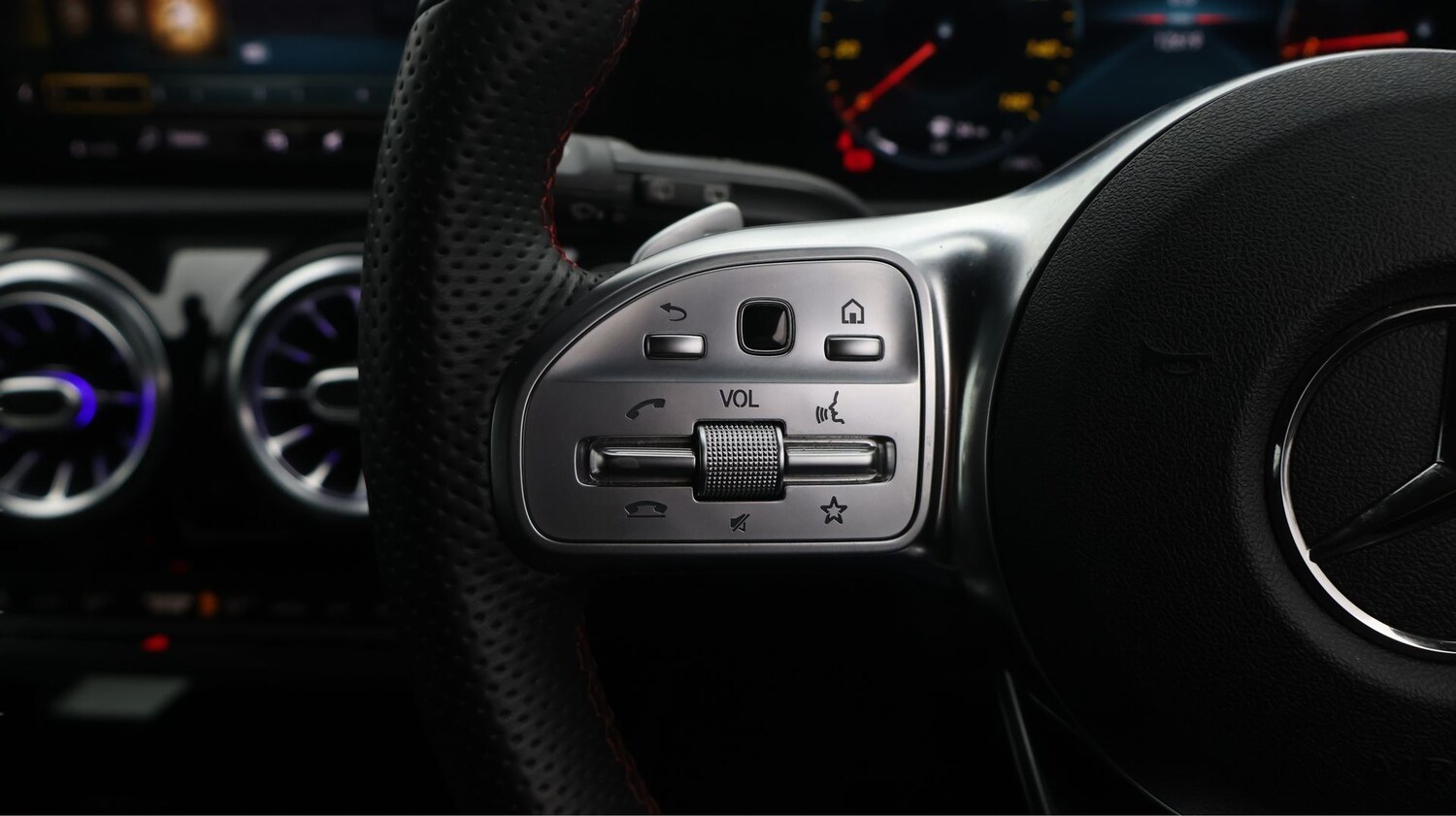 Used Mercedes-Benz A-Class 2020 for sale - 77365497: Photo 28