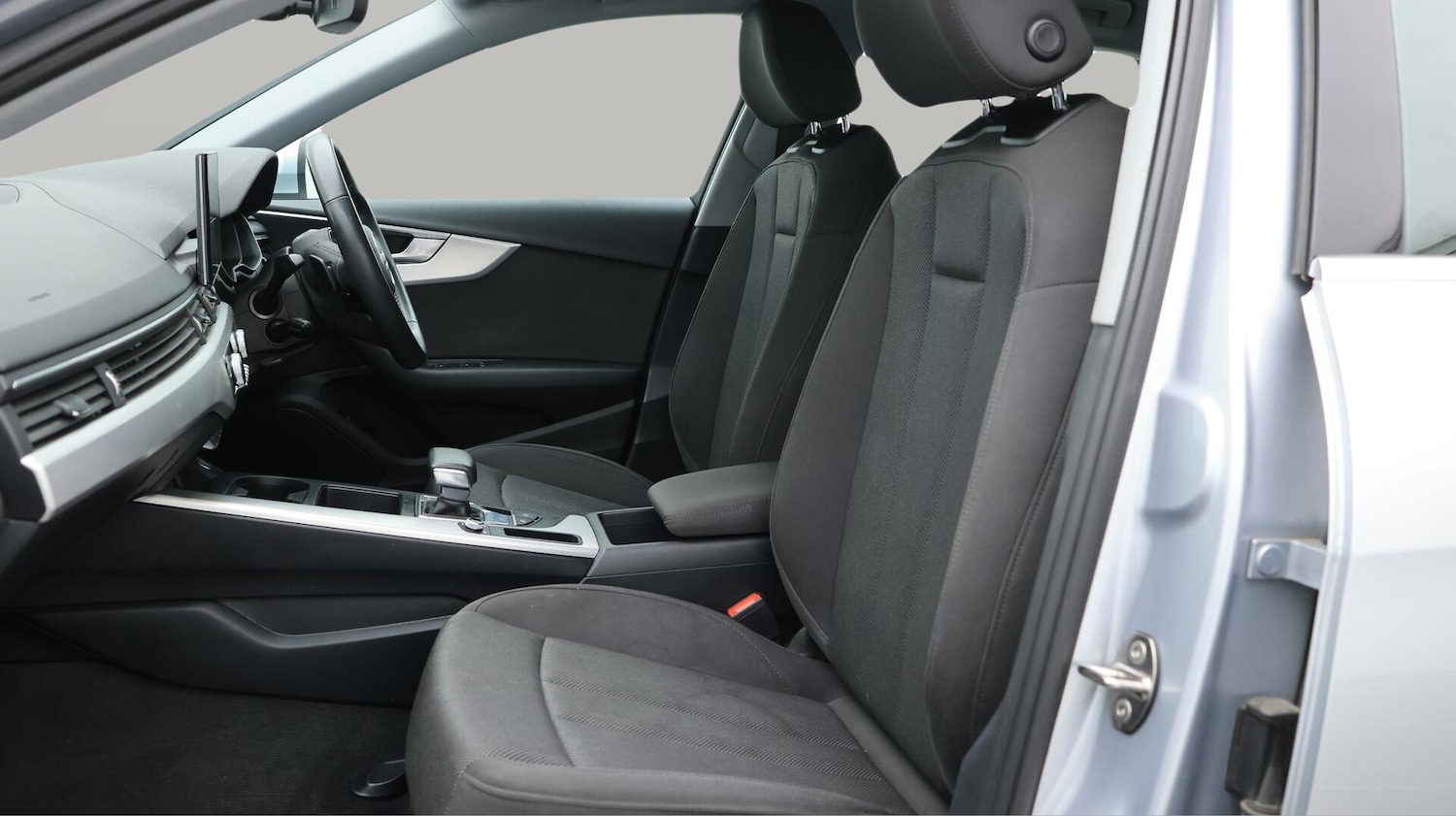 Used Audi A4 Avant 2020 for sale - 76166554: Photo 15