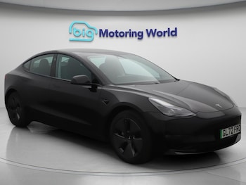 Tesla - Model 3